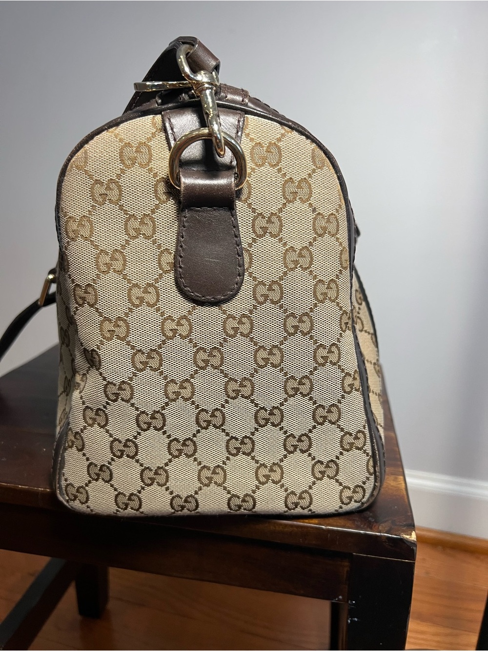Gucci Beige Monogram Satchel with Green & Red Center Stripe - Picture 3 of 16